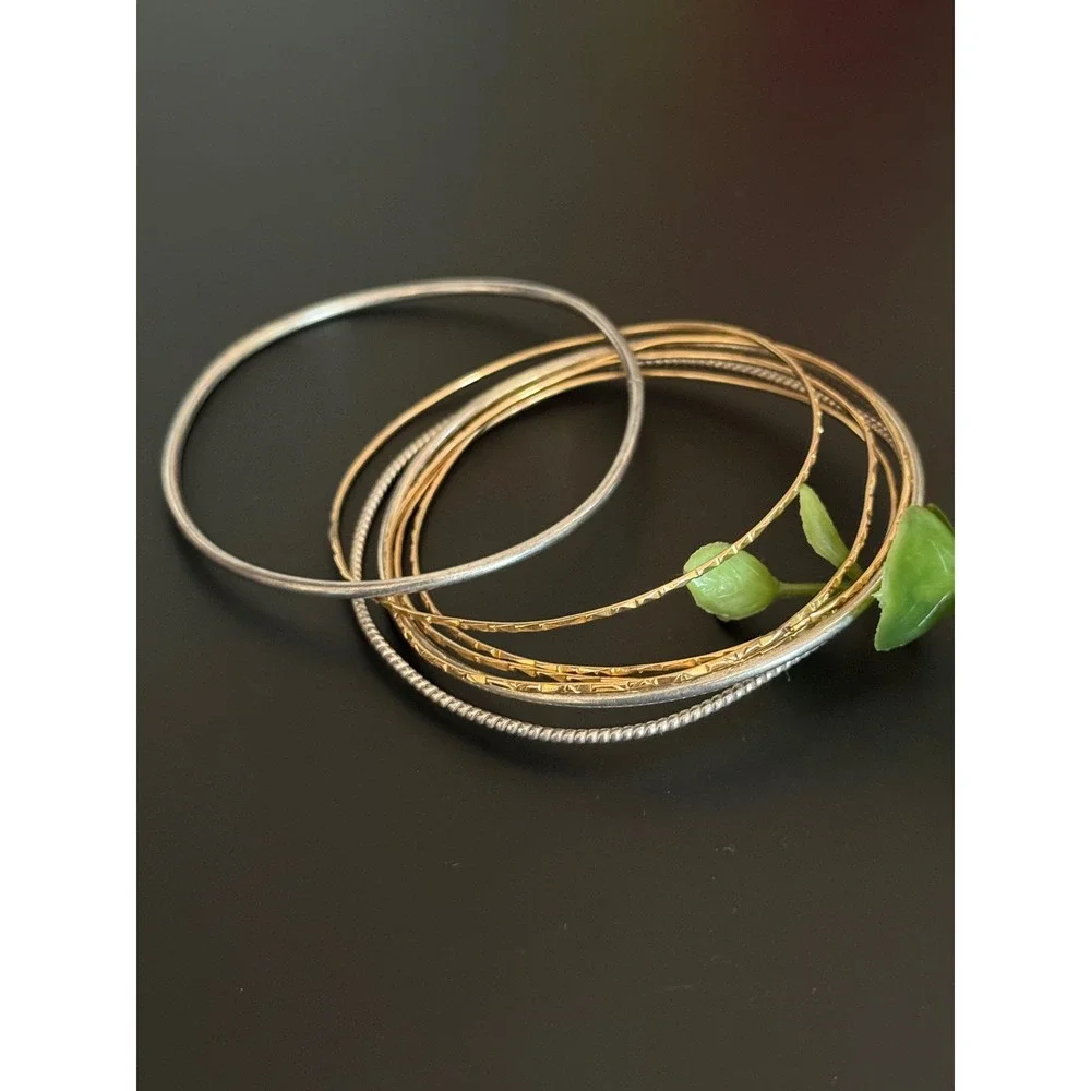 Mixed Metal Stackable Bangle Bracelet Set Gold Silver Tone Textured 7 Piece